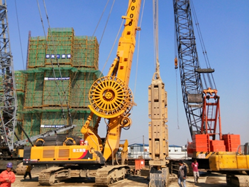 徐工xg600d連(lián)續牆抓鬥(dòu)上海灘秀(xiù)大鍋重器(qì)風(fēng)采